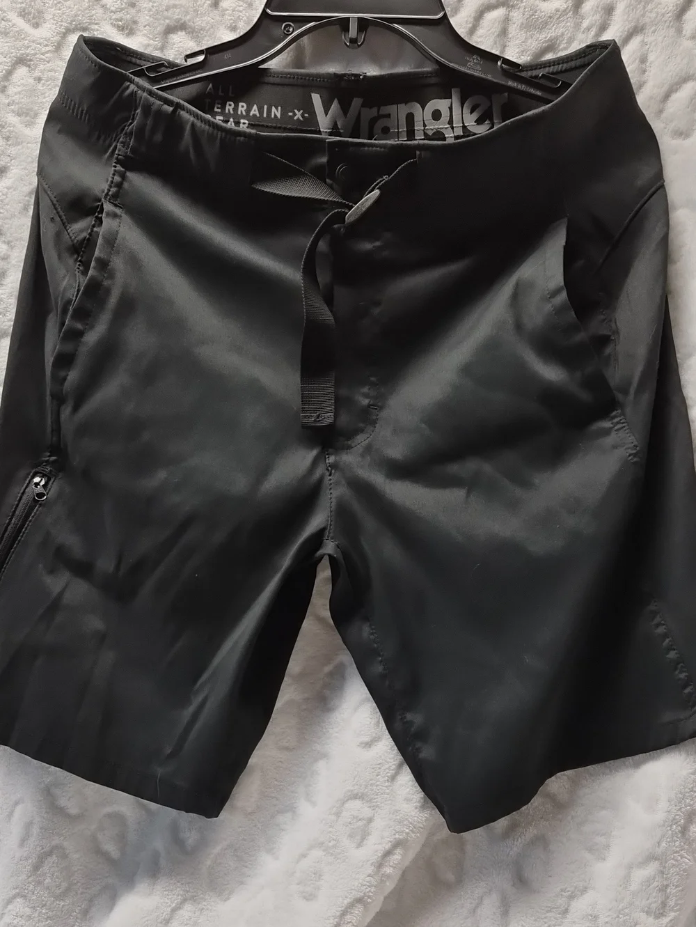 Wrangler Black Men's Shorts with Zip Pocket